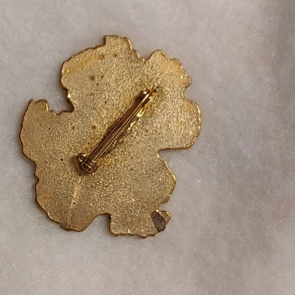 Vintage Floral Flower Red Enamel Gold Tone Brooch Pin